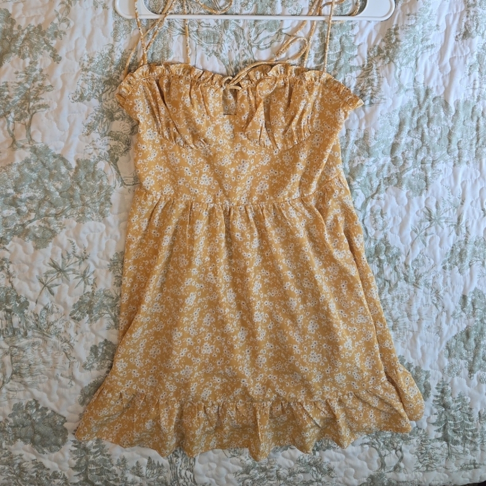 Cider Yellow Floral Mini Dress